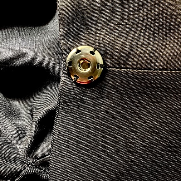 Castle Starr black silk-wool 3/4 lantern sleeve peplum jacket, size 4, $395 - Picture 7 of 8